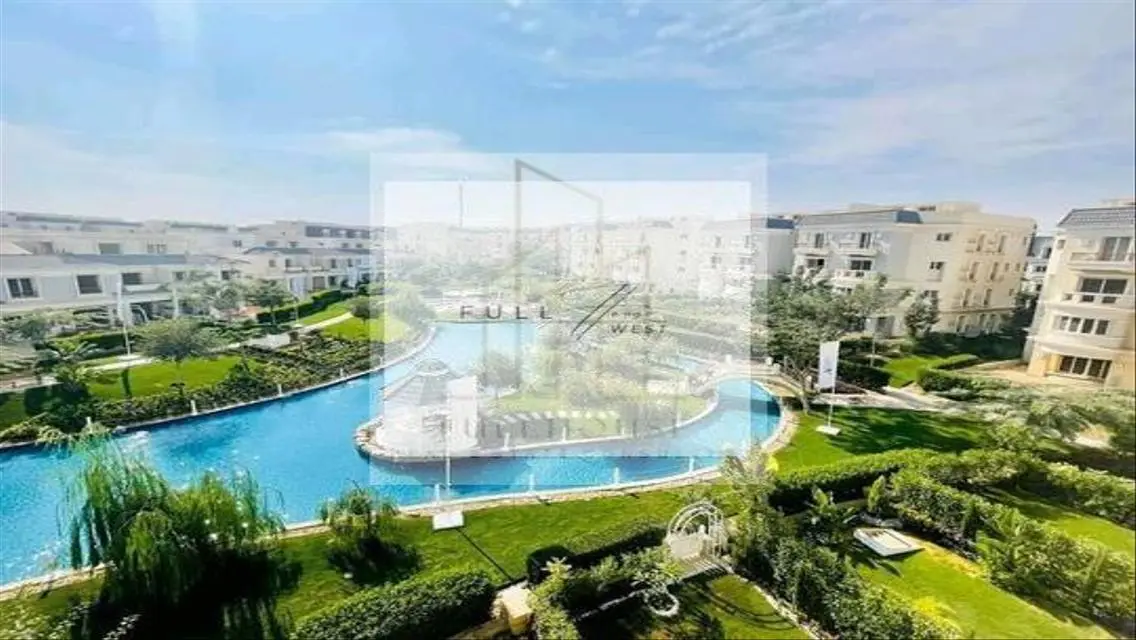 Luxury Apartment with Lake View - 290 sqm