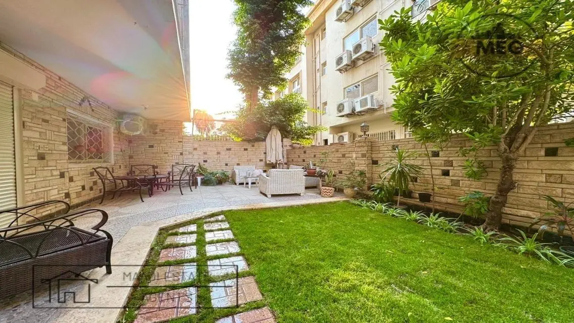شقة رائعة بمساحة ممتازة للإيجار