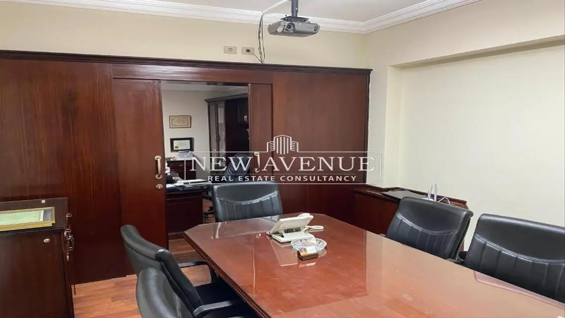 3-Bedroom Apartment with 500 sqm in a Prime Area