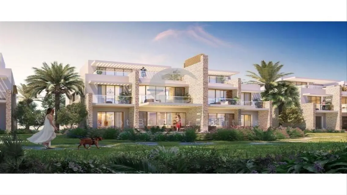 Luxury Villa for Sale on New Avenue