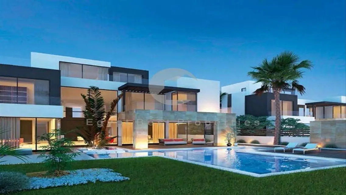 Luxury Villa for Sale on New Avenue