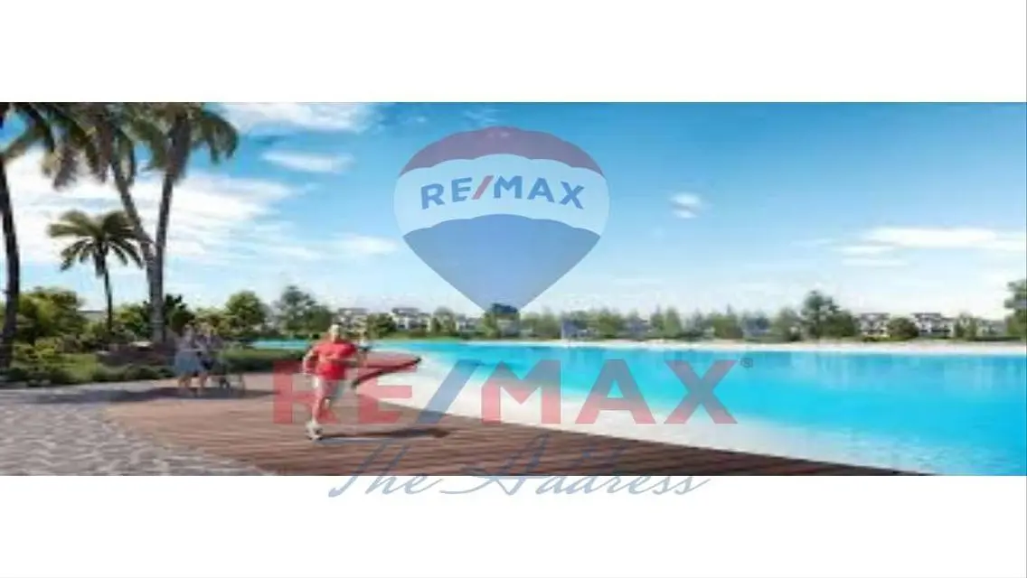 Luxury Apartment with Spacious Living Area for Sale