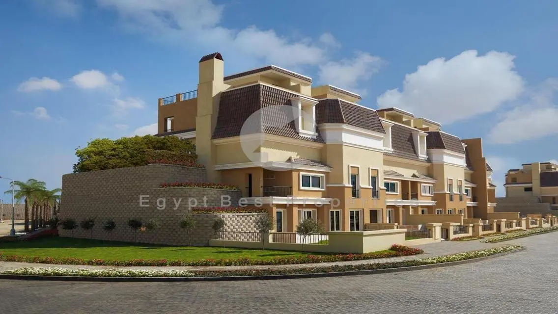 Luxurious Villa with Private Garden and Pool in Cairo