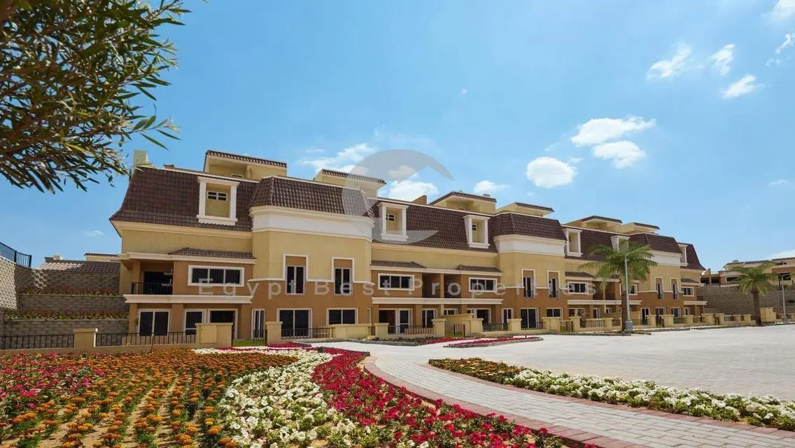 Luxurious Villa with Private Garden and Pool in Cairo