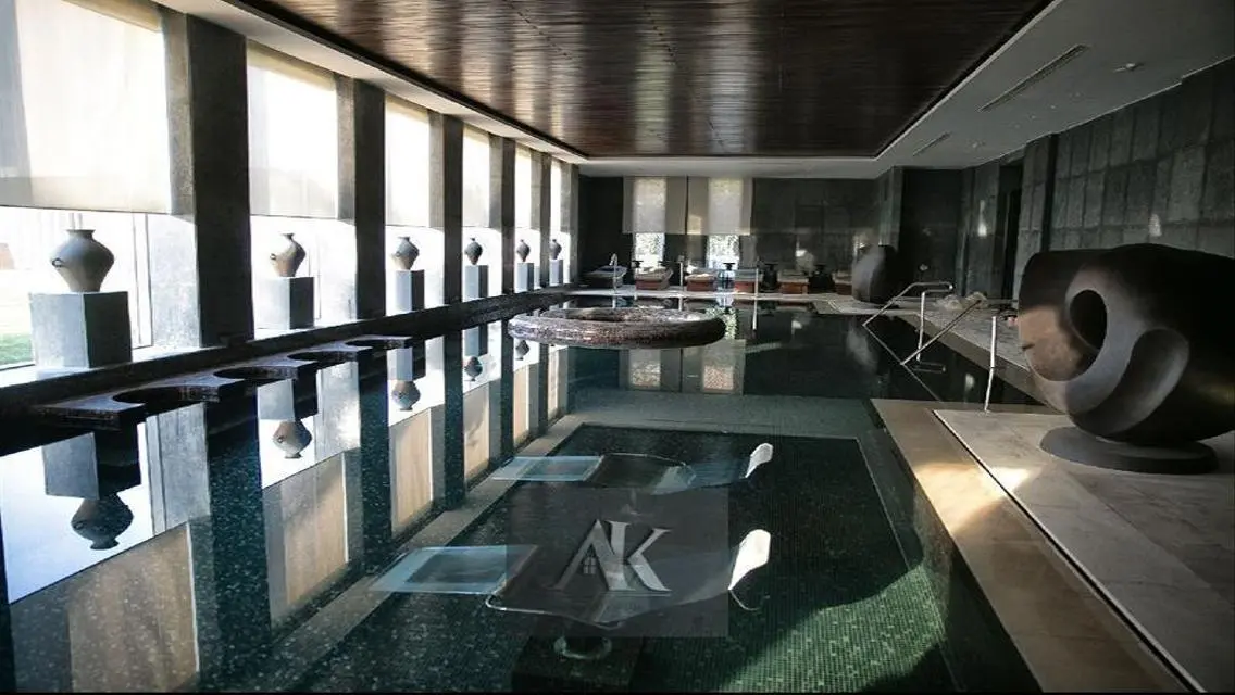 -136- Luxury Villa