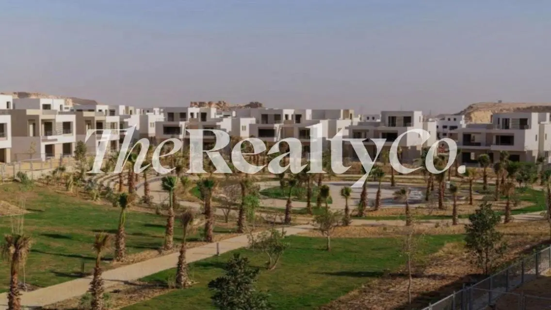 Luxury 3-Bedroom Apartment in Palm Hills