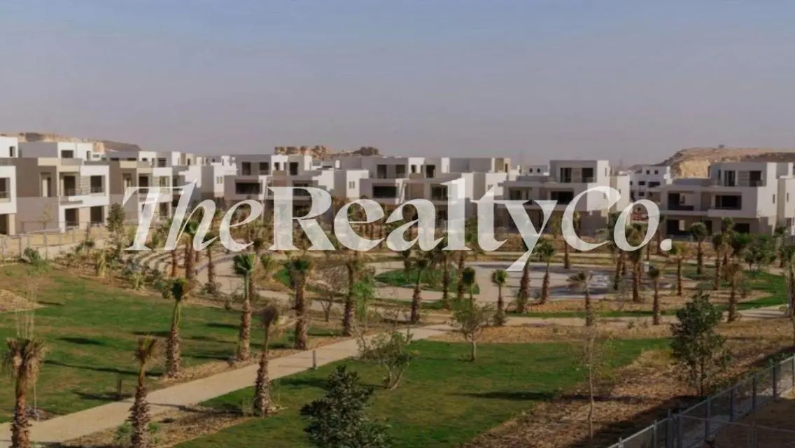 Luxury 3-Bedroom Apartment in Palm Hills