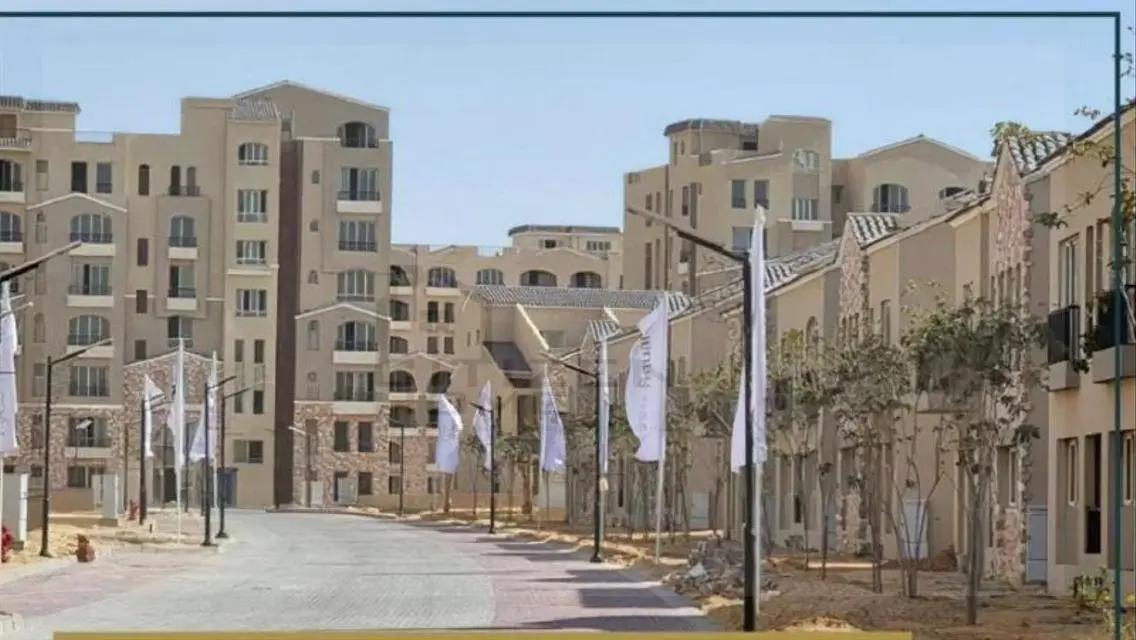 شقة فاخرة مع كافة المرافق والإطلالة على البحيرات