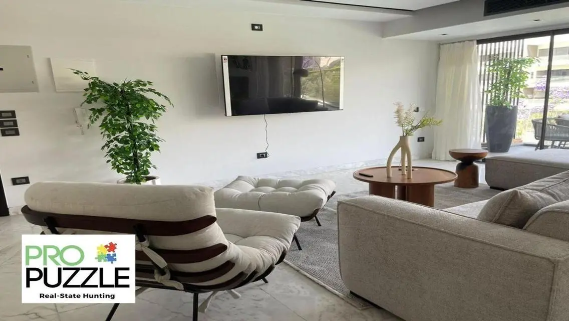 Luxurious Apartment for Rent in Lake View