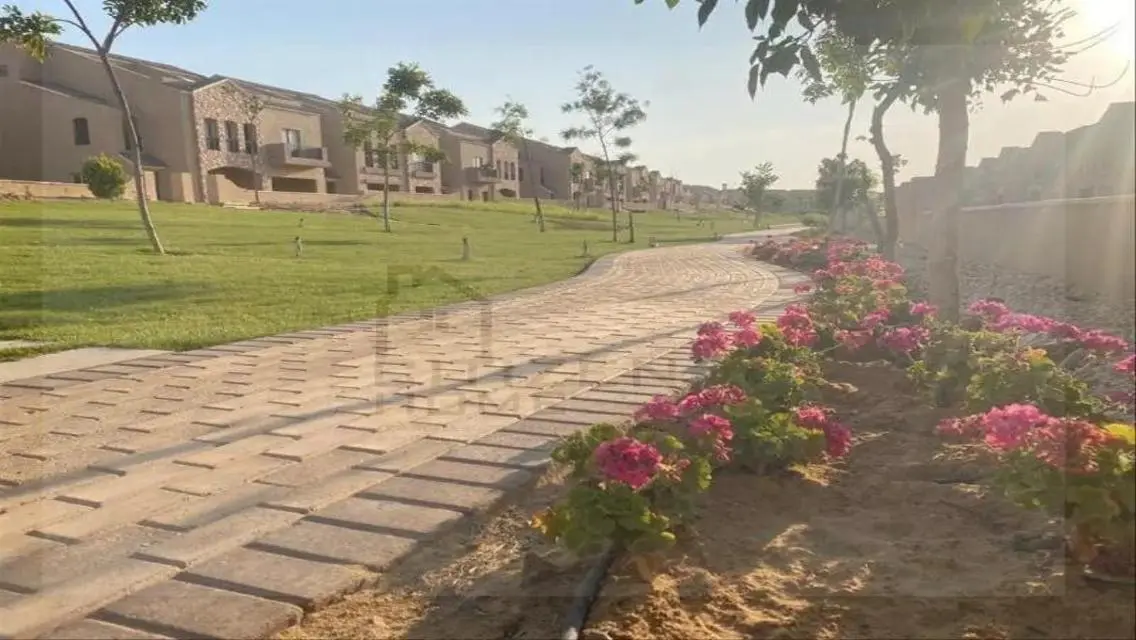 أرض سكنية رائعة للبيع بتصميم عصري