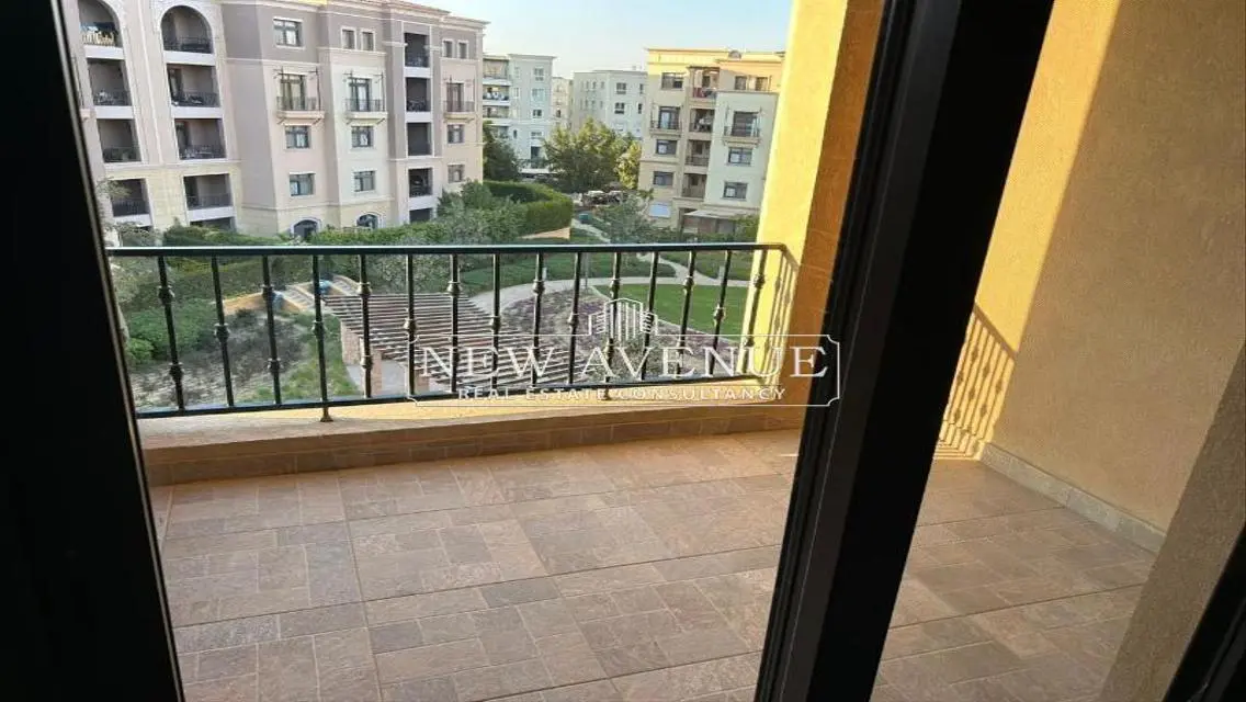 Luxury 1100 sqm Apartment - Great Investment Opportunity