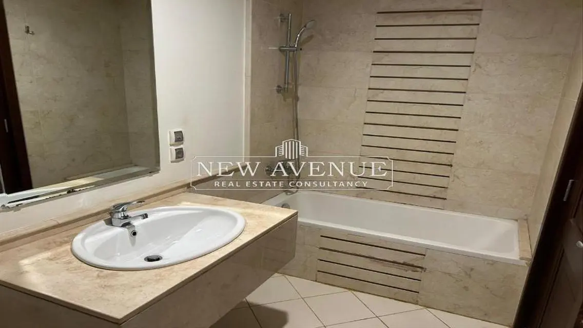 Luxury 1100 sqm Apartment - Great Investment Opportunity