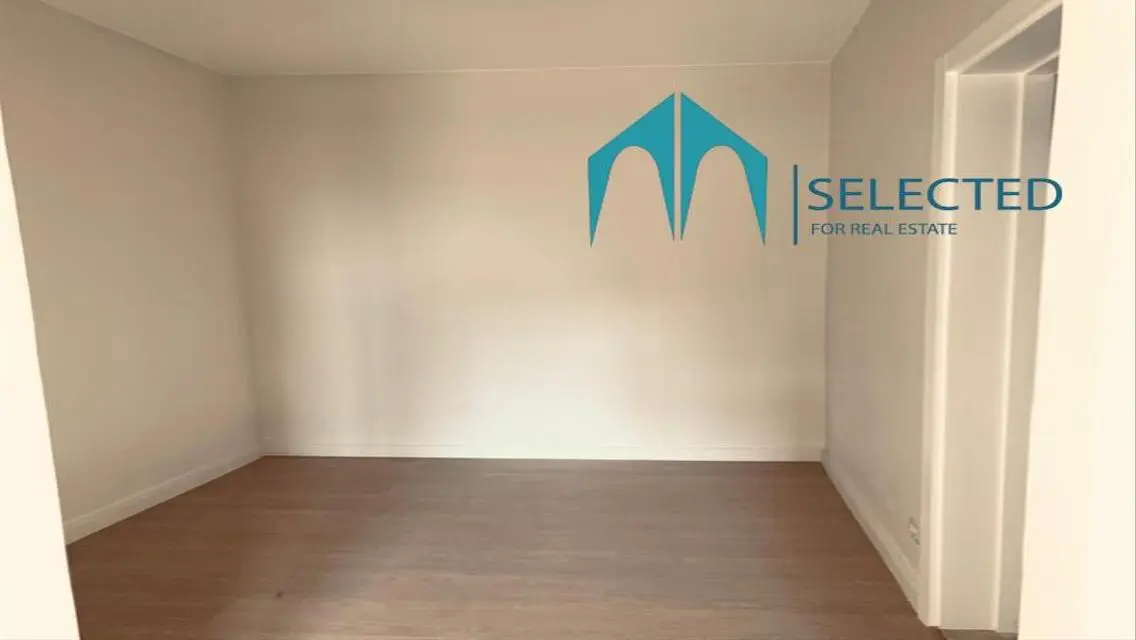 Luxurious Apartment for Sale with 990 sqm in the City Center