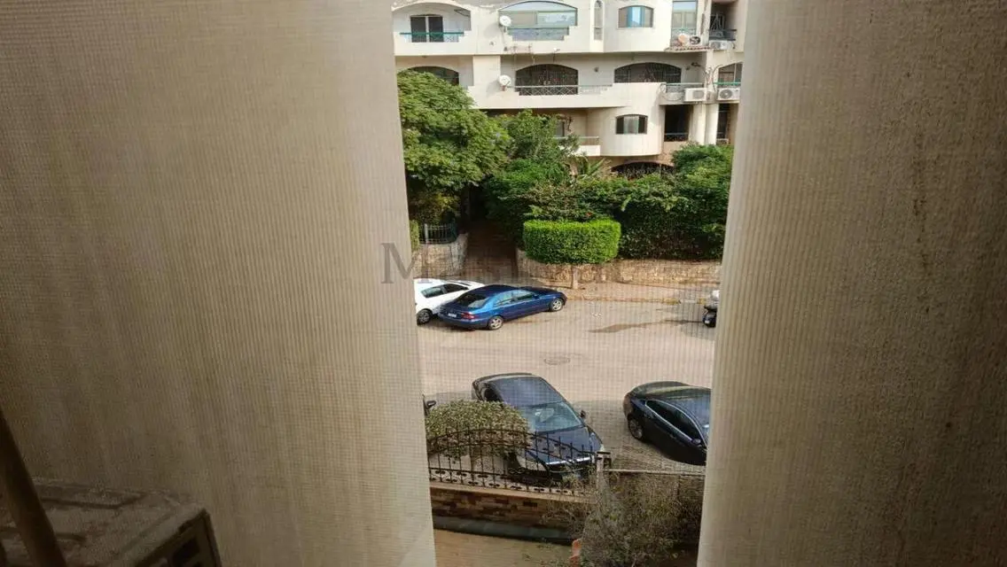 شقة رائعة للإيجار بحي متميز