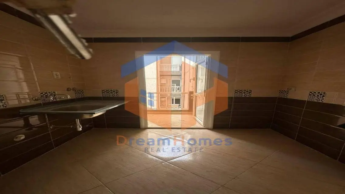 Luxury Villa with Pool and Private Garden in Madinaty