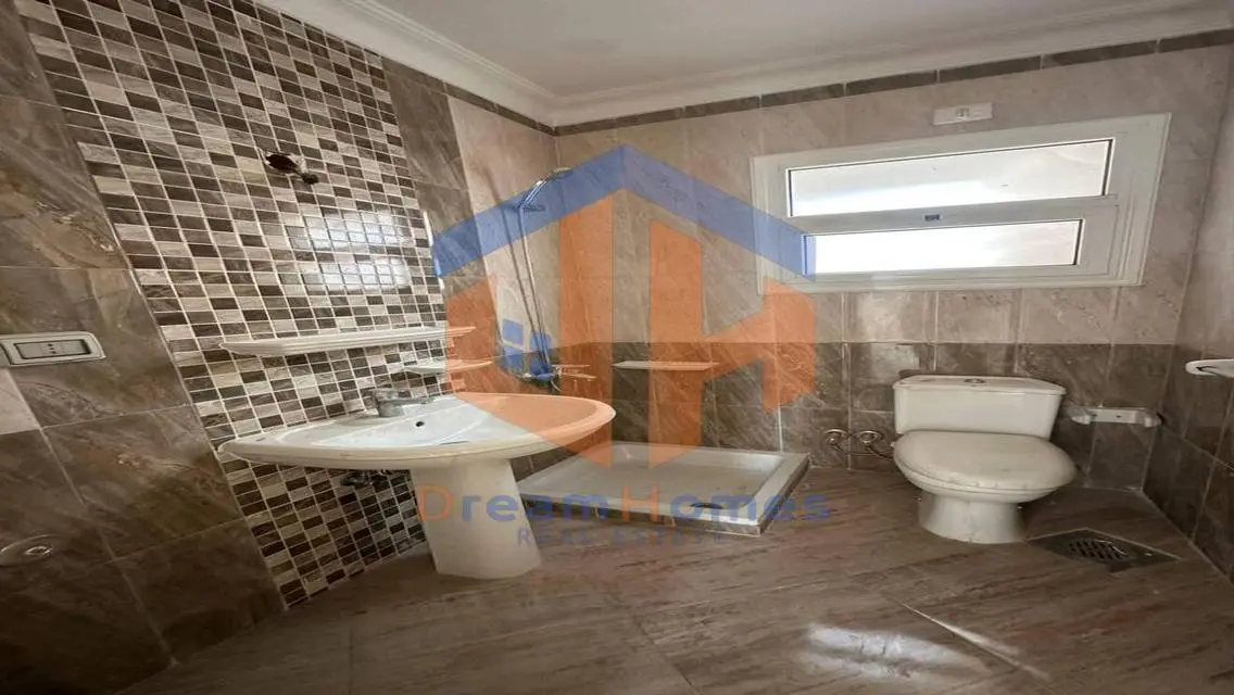 Luxury Villa with Pool and Private Garden in Madinaty