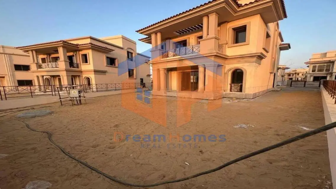 Luxurious Villa for Sale in Madinaty