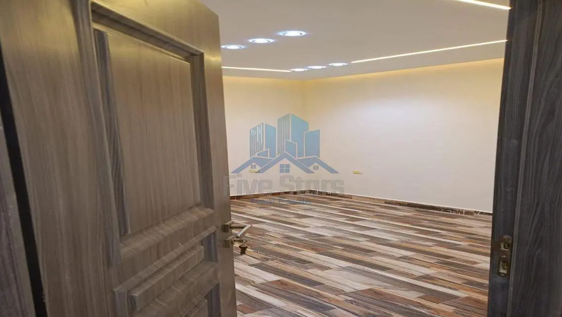 شقة فاخرة للبيع في قلب المدينة