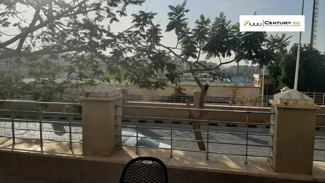 شقة رائعة للإيجار في القرية 90
