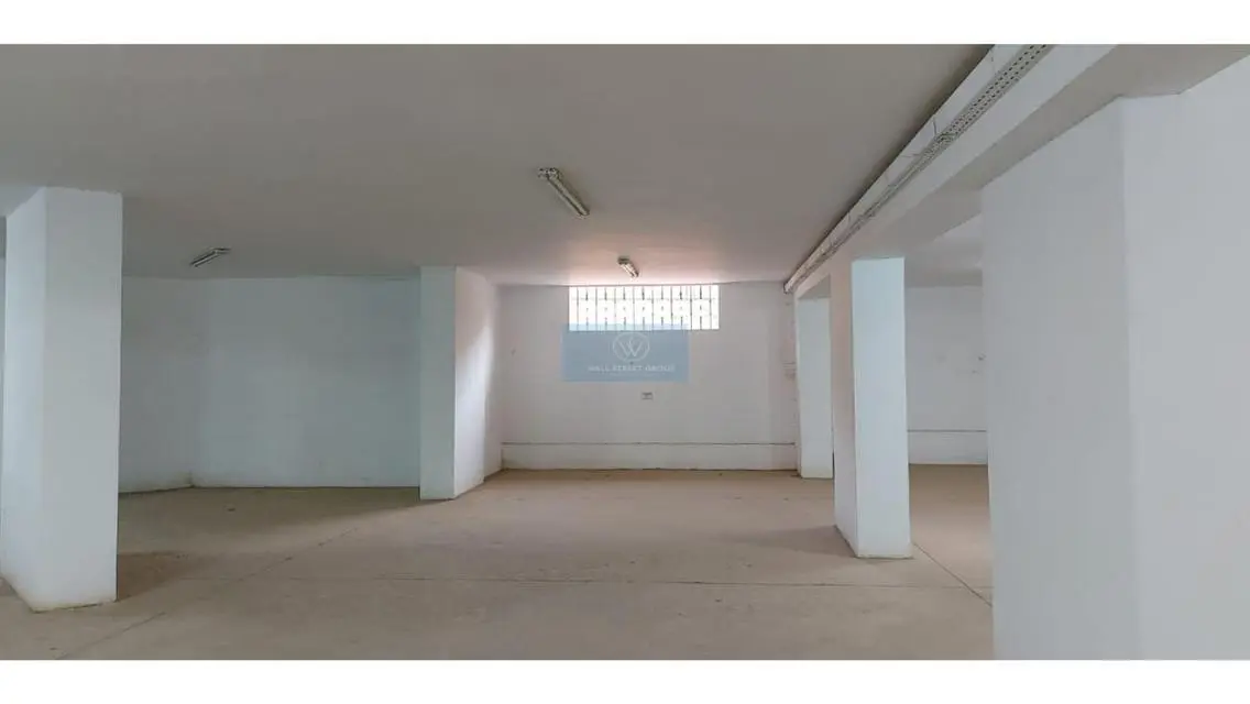 Luxurious 280 sqm Apartment in the Heart of the City