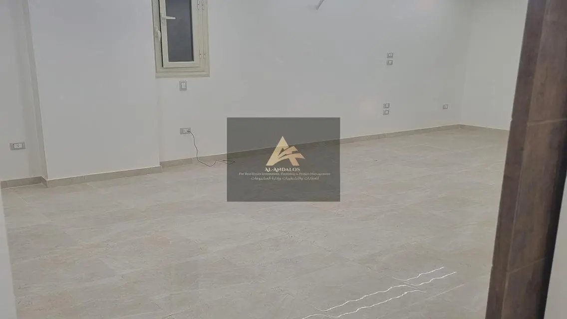 شقة فاخرة للإيجار ب25000 جنيه