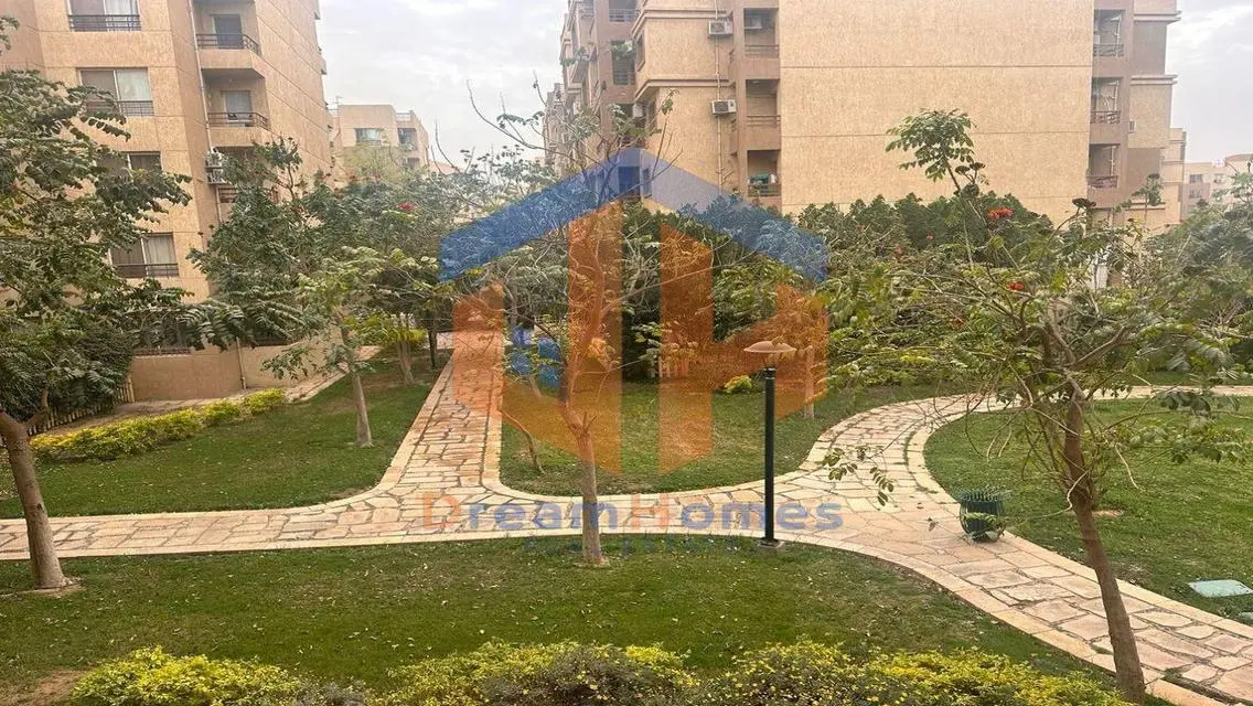 شقة فاخرة ب6-131-3-2 مع إطلالة رائعة ومرافق ممتازة