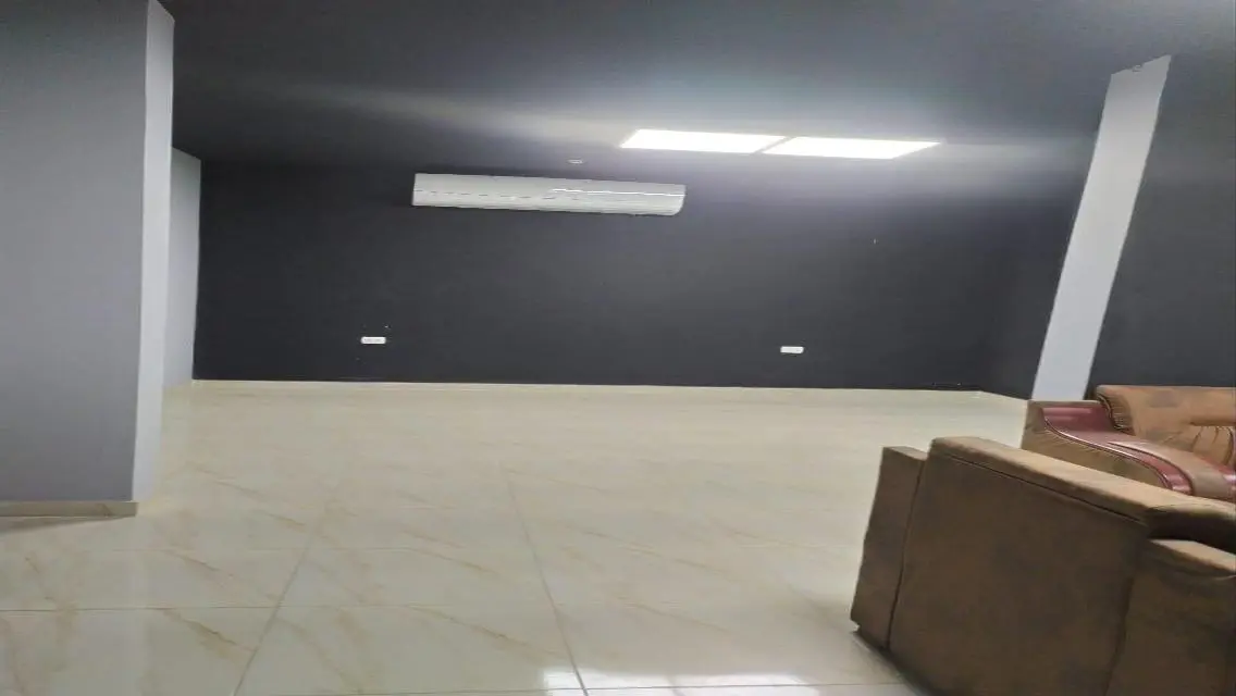 عقار متميز بموقع رائع