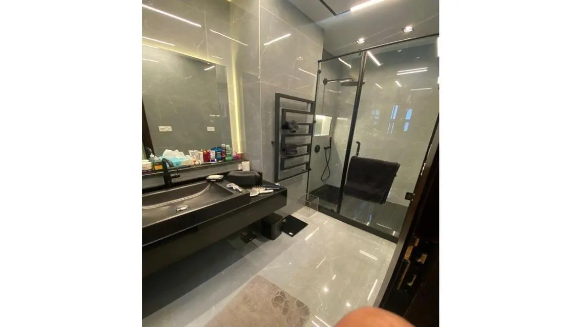 Luxurious Apartment in Y23