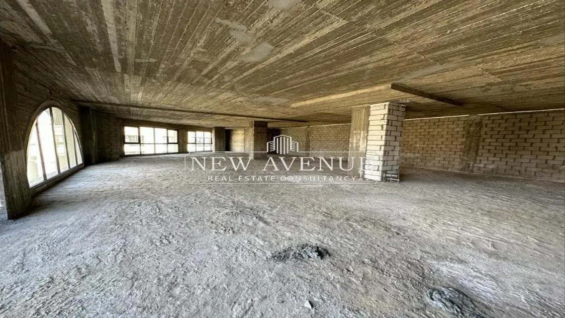Luxury Property for Sale with Premium Space