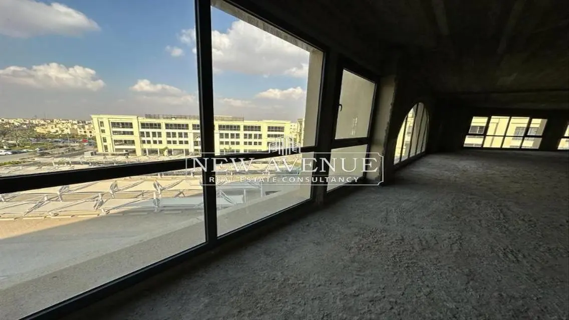 Luxury Property for Sale with Premium Space