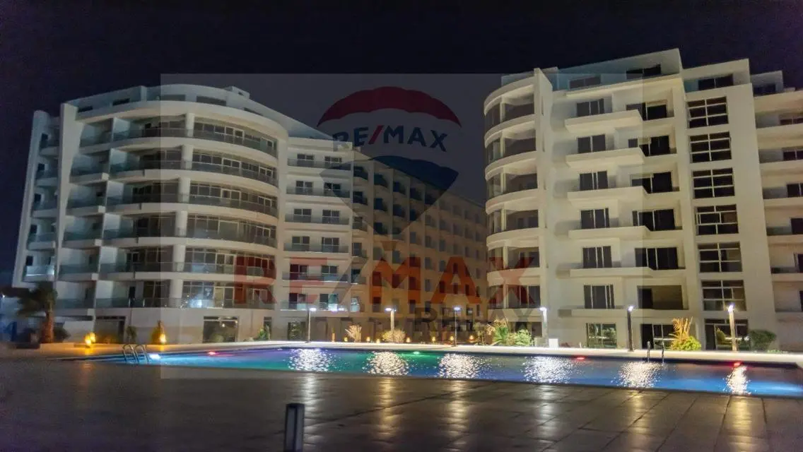 Luxurious Villa with Private Garden and Pool - Unmissable Opportunity