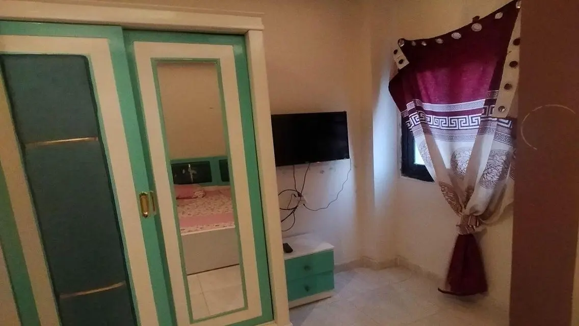 Luxury Apartment with Central Air Conditioning and Security Guard