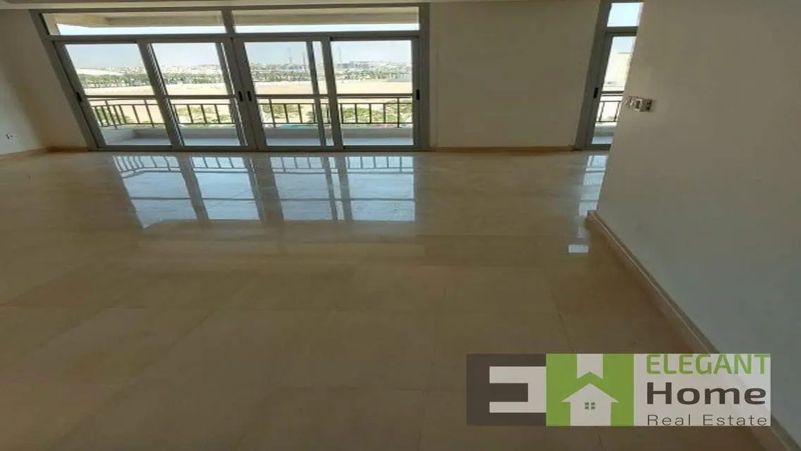 Luxurious Apartment with Unique Features in the Heart of the City