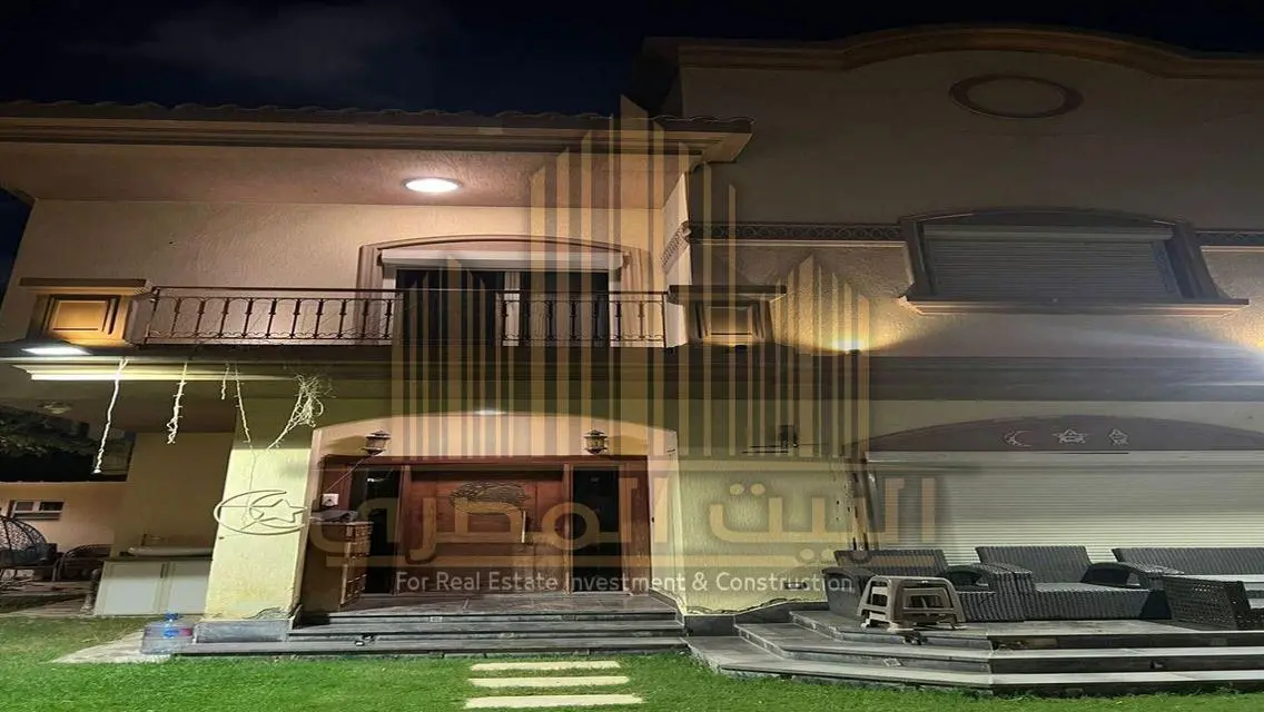 فيلا رائعة للبيع بتصميم عصري