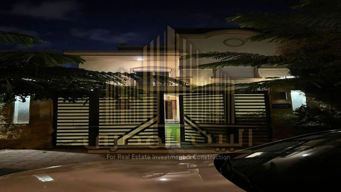 فيلا رائعة للبيع بتصميم عصري