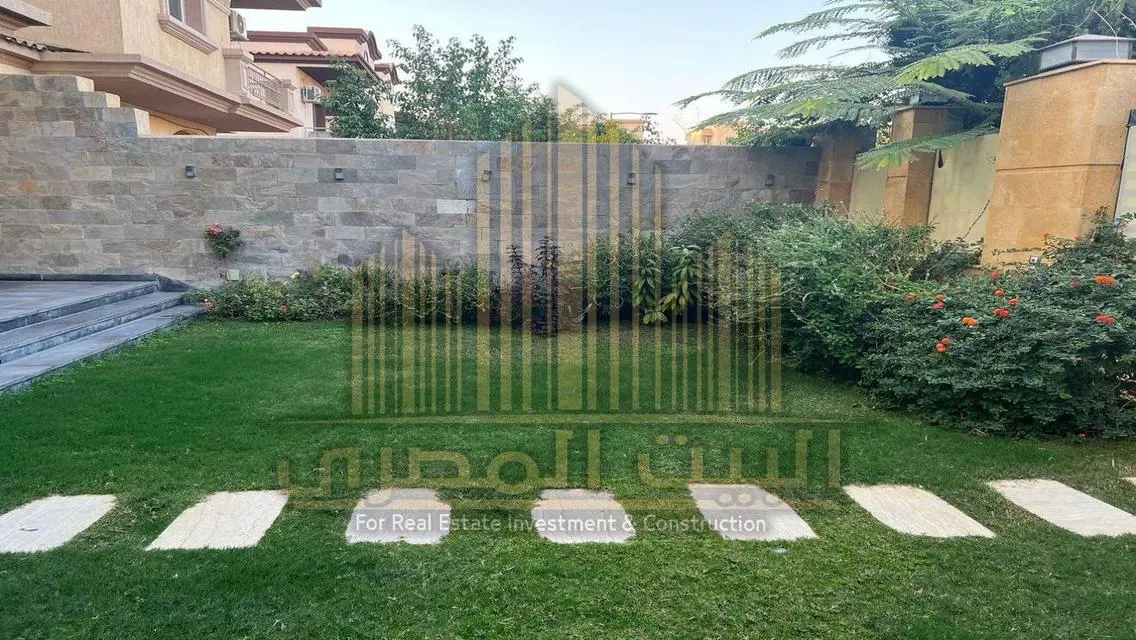 فيلا رائعة للبيع بتصميم عصري