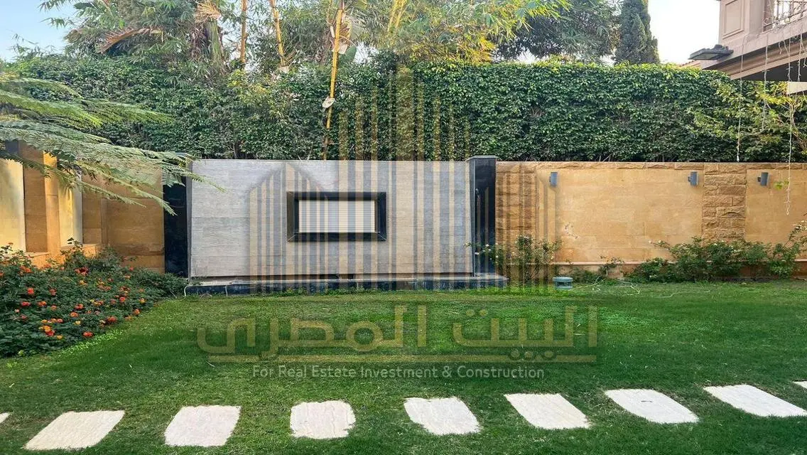 فيلا رائعة للبيع بتصميم عصري