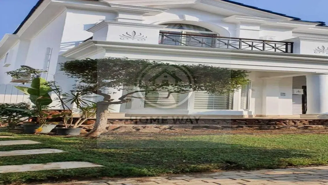 Luxury Villa in Prime Location