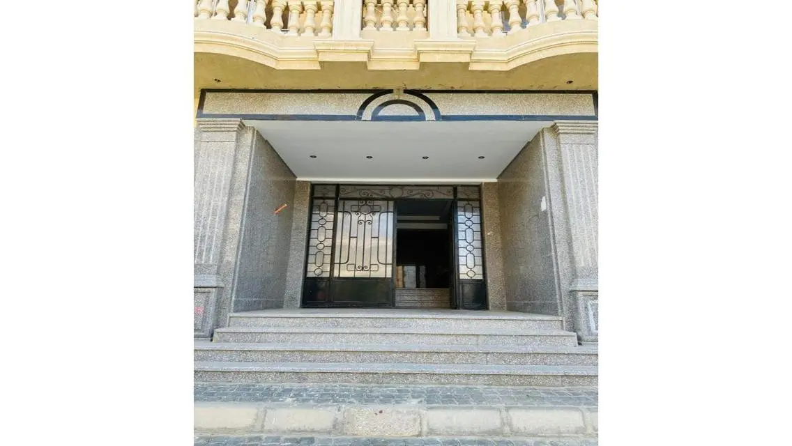 Luxury Villa for Sale in Al-Ashrafiya