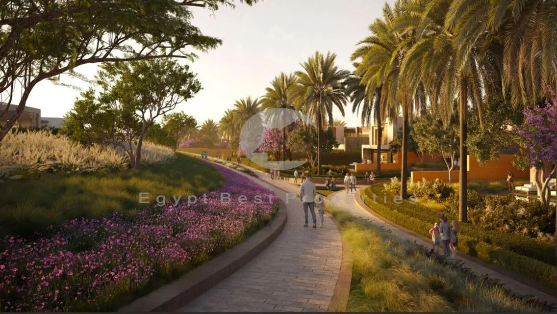 Luxury Villa with 10 Bedrooms, Private Garden & Pool