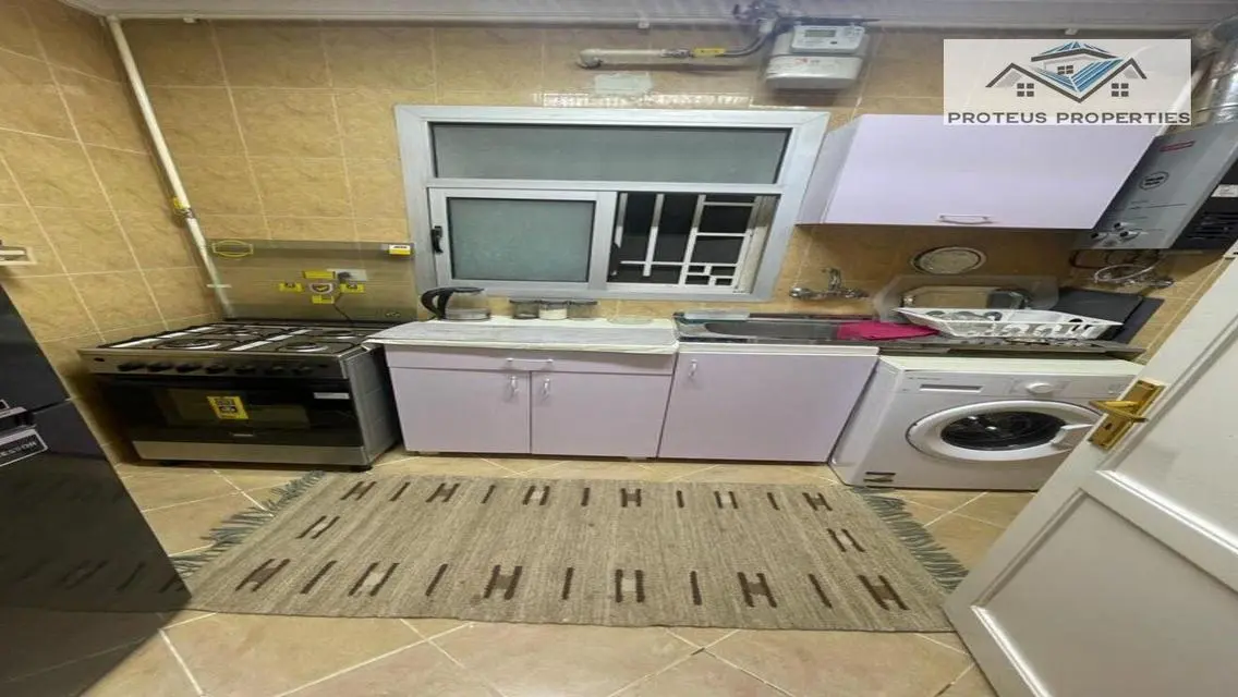 شقة فاخرة مع غرف دراسية وبسعر مغري