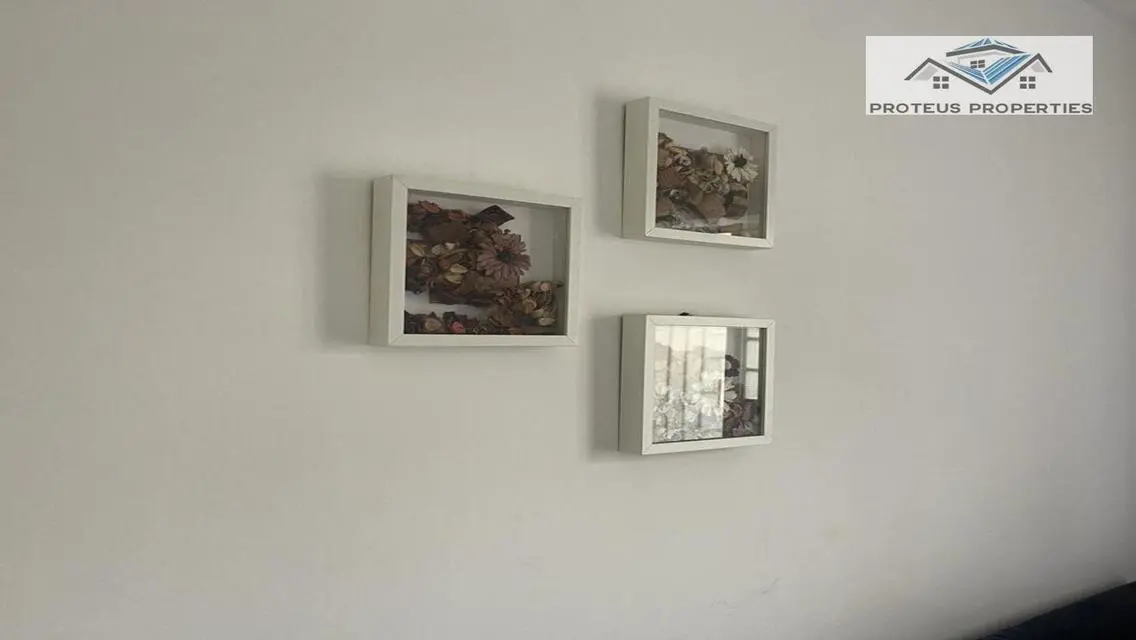 شقة فاخرة مع غرف دراسية وبسعر مغري