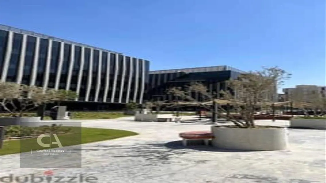 Fully Equipped Office with Meeting Room in Prime Location