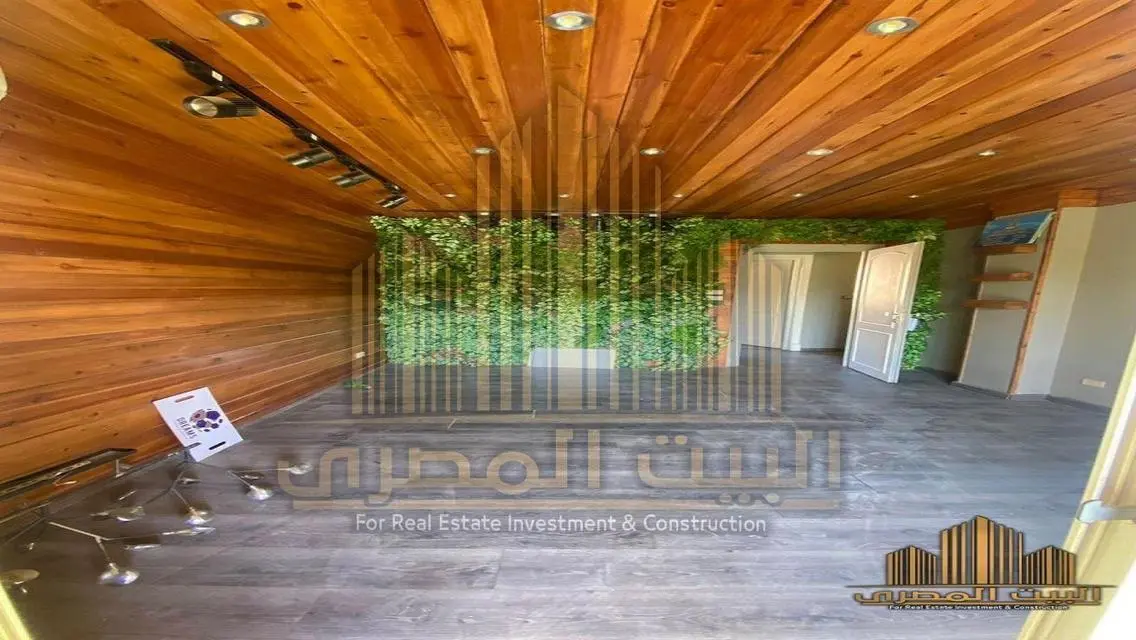 Luxury 120 sqm Apartment in the Heart of the City