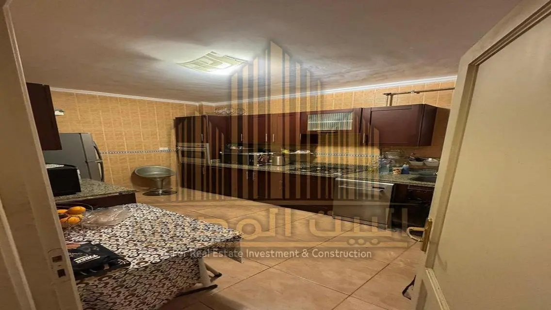 Luxury Apartment for Sale at 5,600,000 with Spacious Living
