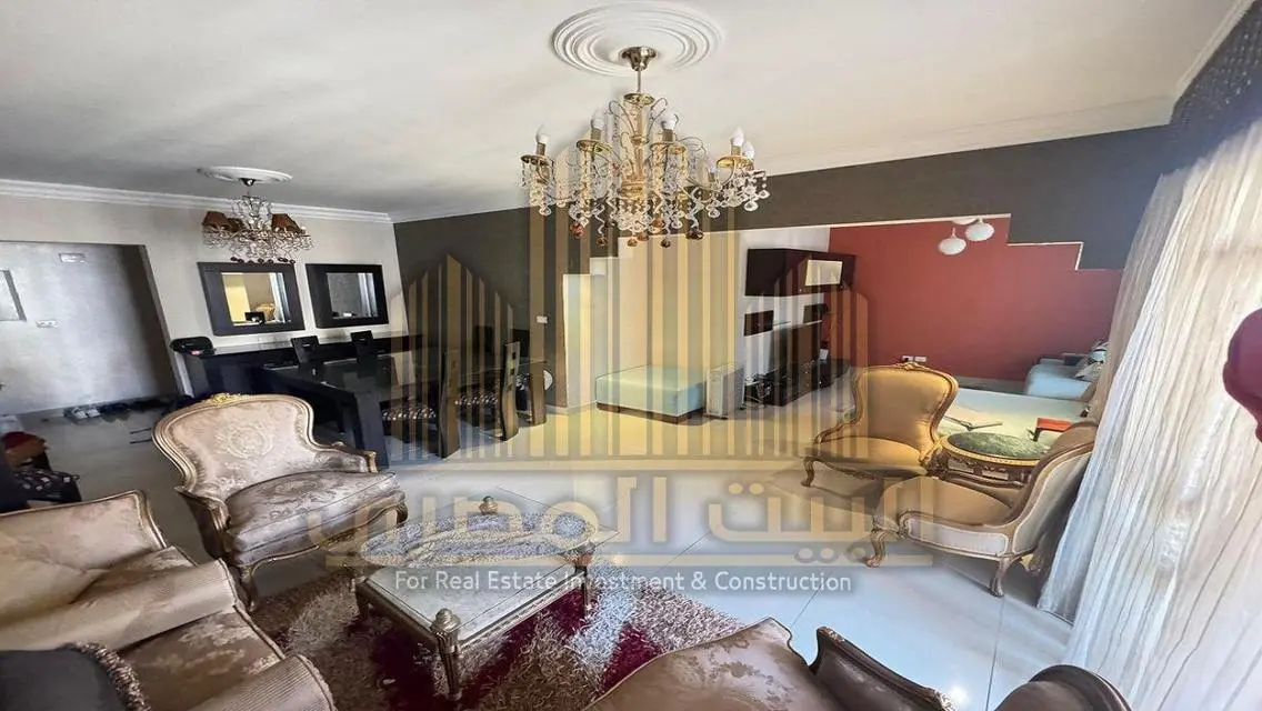 Luxury Apartment for Sale at 5,600,000 with Spacious Living