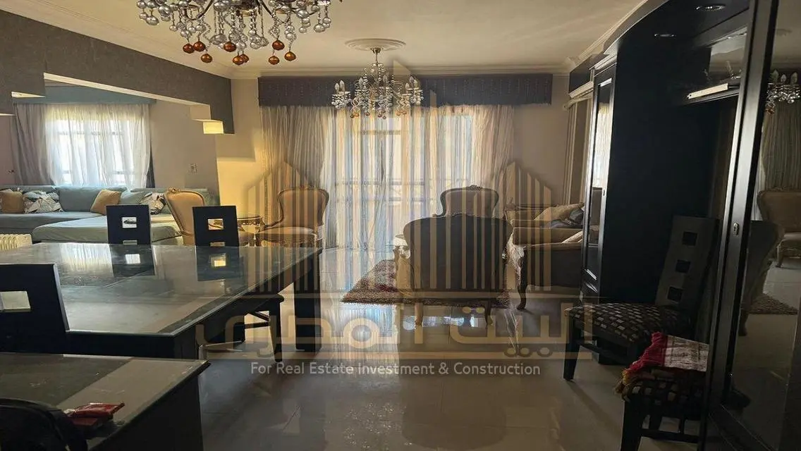 Luxury Apartment for Sale at 5,600,000 with Spacious Living