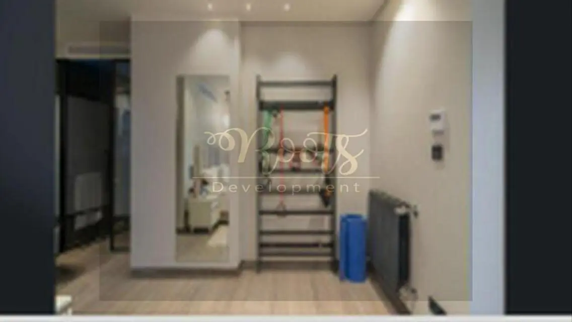 Luxury Apartment with Stunning Balcony - 335 sqm