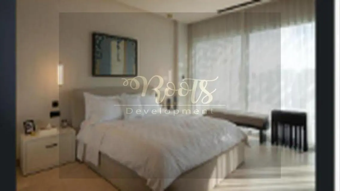 Luxury Apartment with Stunning Balcony - 335 sqm
