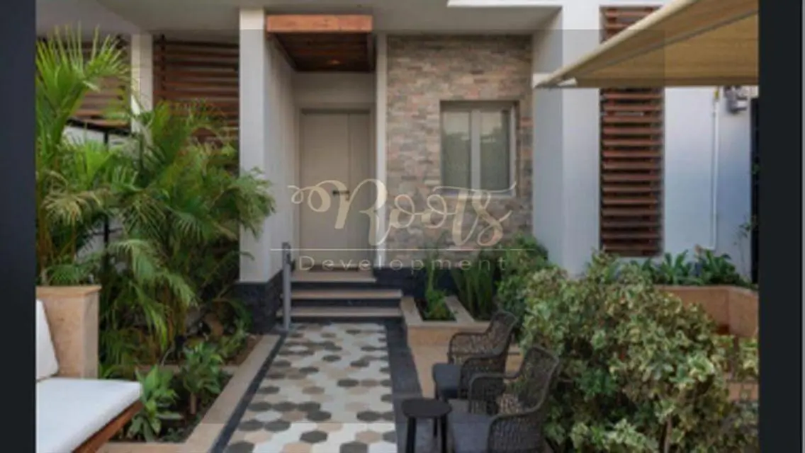 Luxury Apartment with Stunning Balcony - 335 sqm